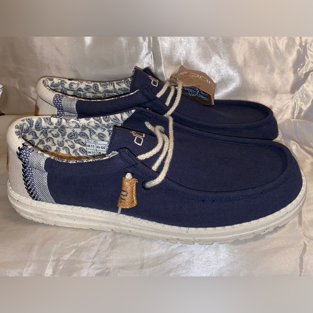 Hey Dude Wally Linen Natural Navy Shoes